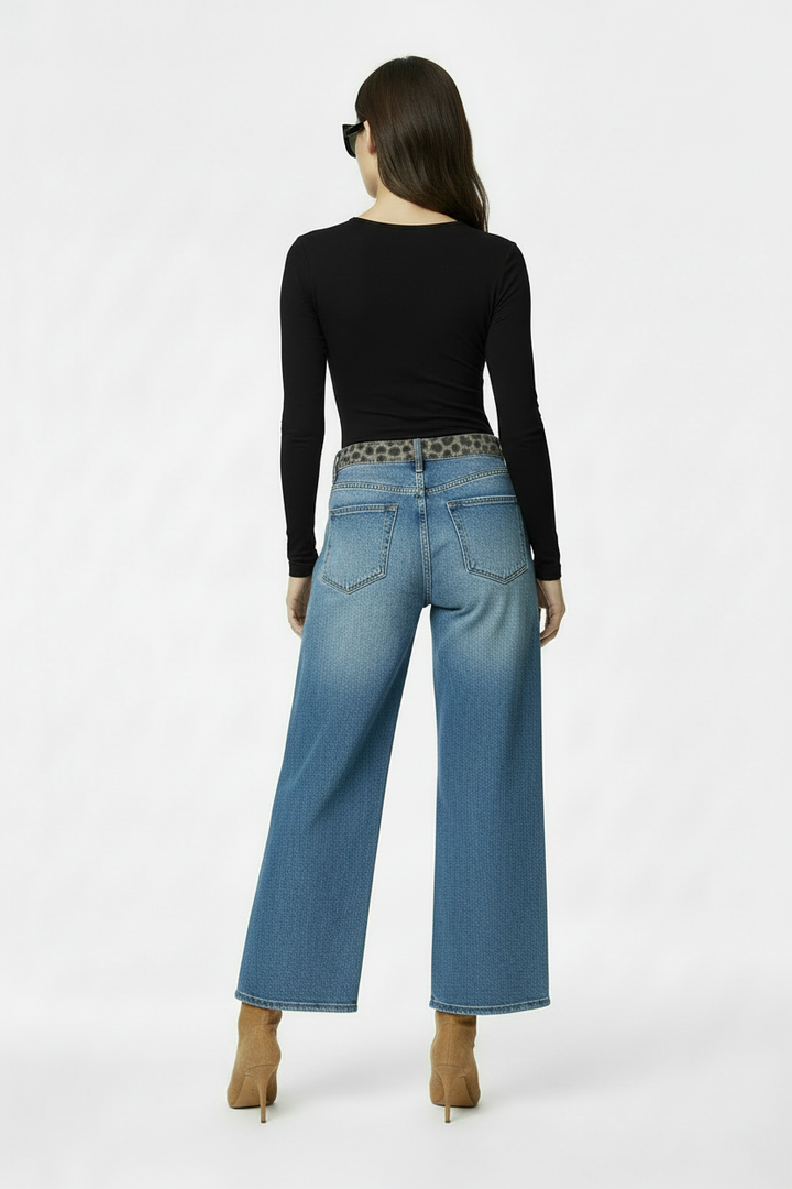 Back view matching the approved Beciga front image