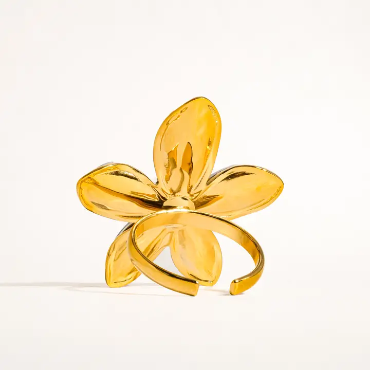 Killian 18K Gold Non Tarnish Pearl Flower Ring