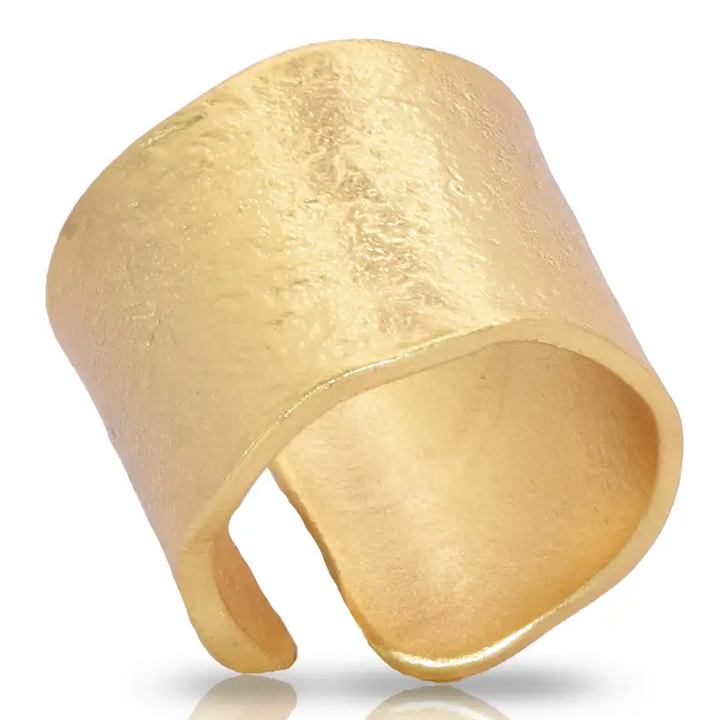 Trendy Textured Cigar Brand Ring