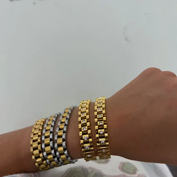 The Chain Watch Band Bracelet(available in gold w/ diamonds only)