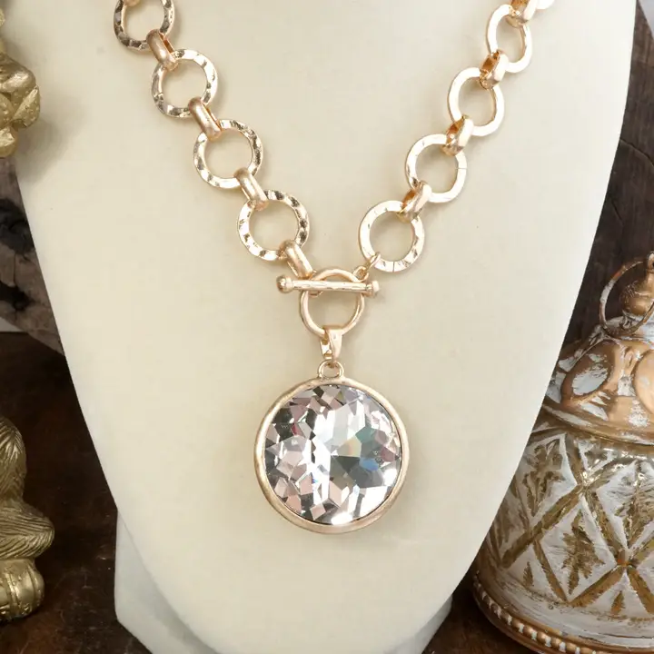 Gilded Radiance  Chunky Ring Chain Necklace with Sparkly Crystal