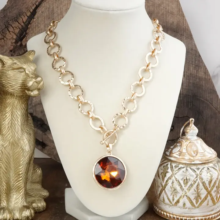 Gilded Radiance  Chunky Ring Chain Necklace with Sparkly Crystal