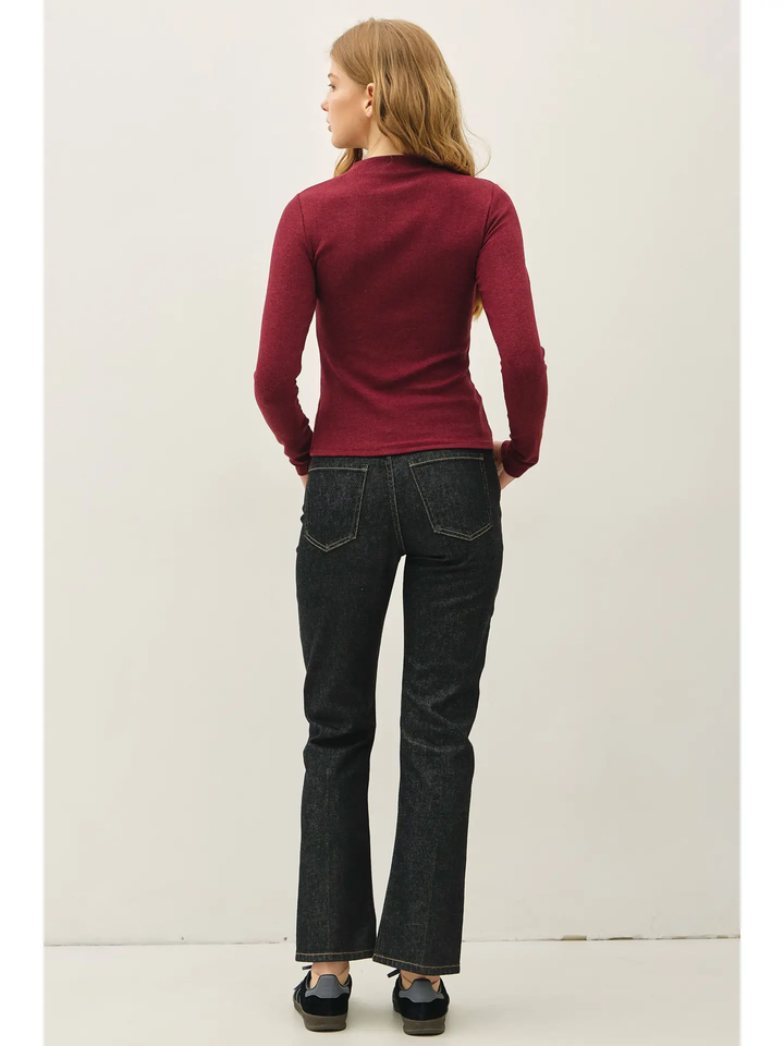 Basic Ribbed Mockneck Knit Top(available in  burgundy, black, & H. Charcoal)