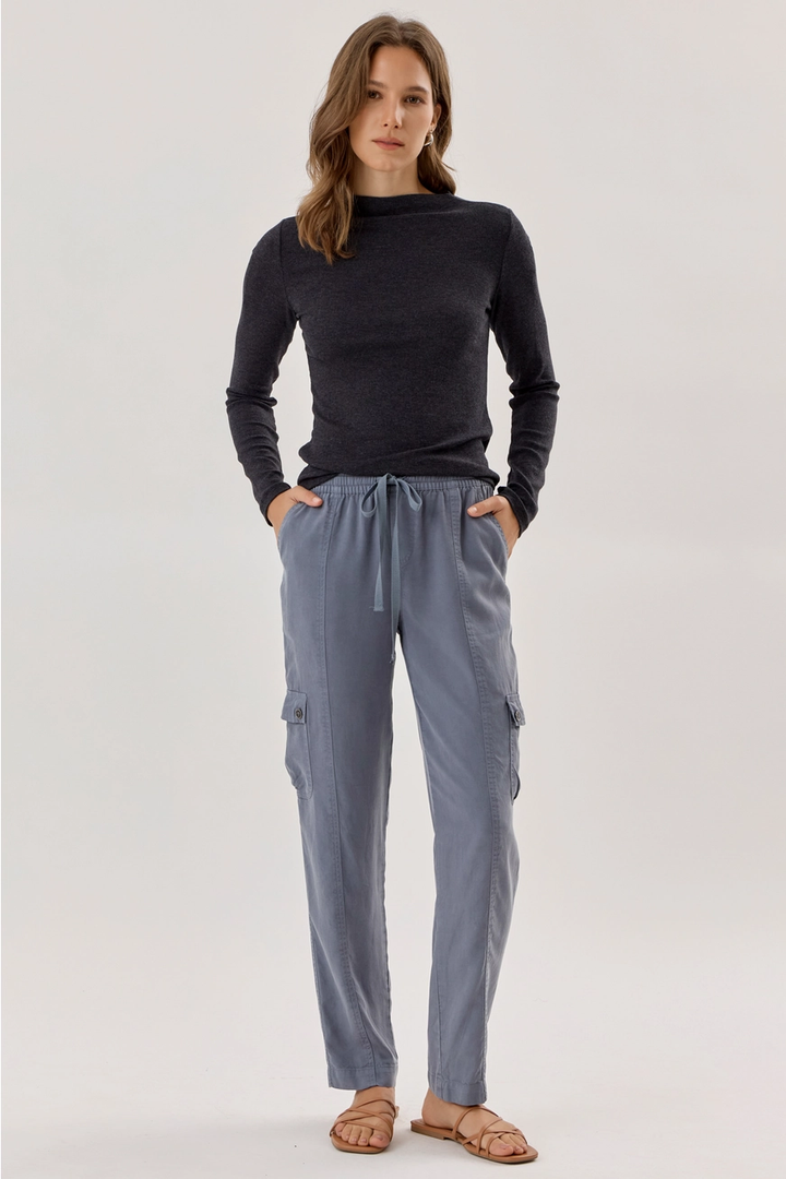Basic Ribbed Mockneck Knit Top(available in  burgundy, black, & H. Charcoal)