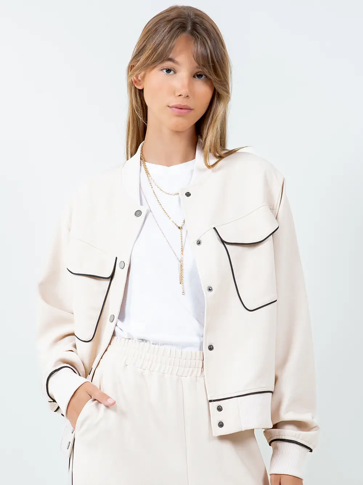 Contrast Piping Detailed Varsity Bomber Jacket