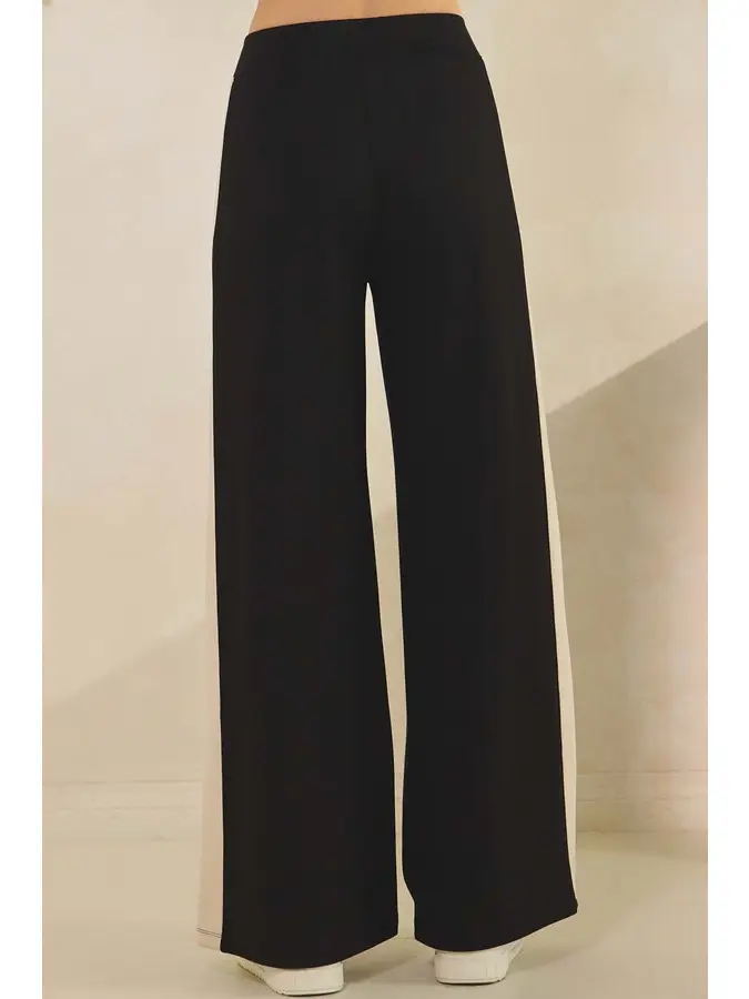 So Relaxed Ultracomfy Two Tone Wide Leg Pants
