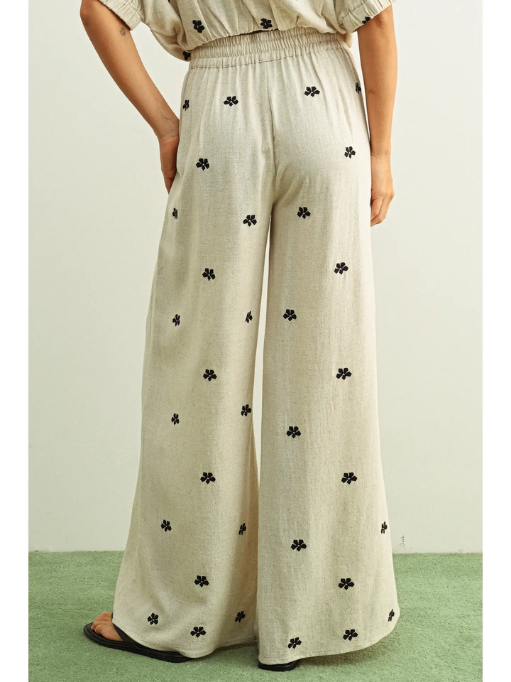 Embroidery Detail Linen Pants — Oatmeal