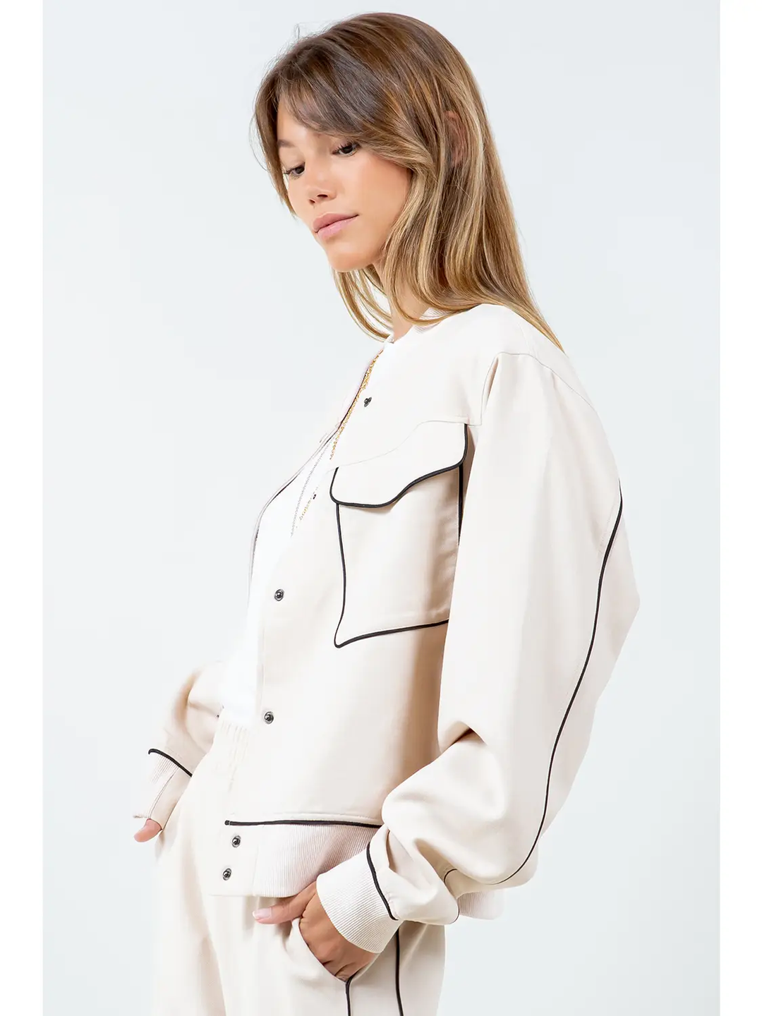 Contrast Piping Detailed Varsity Bomber Jacket