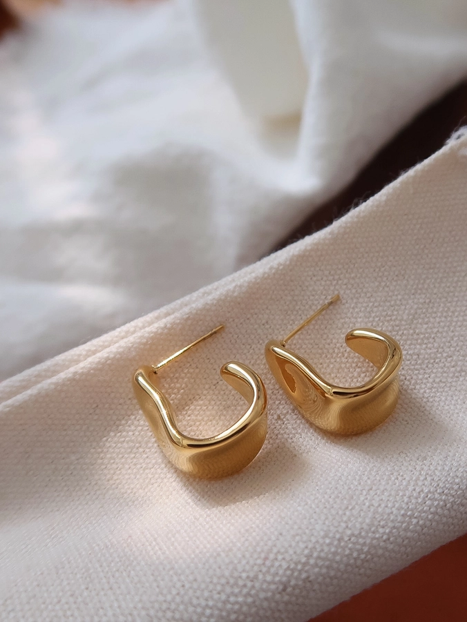 Ninelle 18K Gold Non Tarnish Sculpted Wave Hoop Earrings