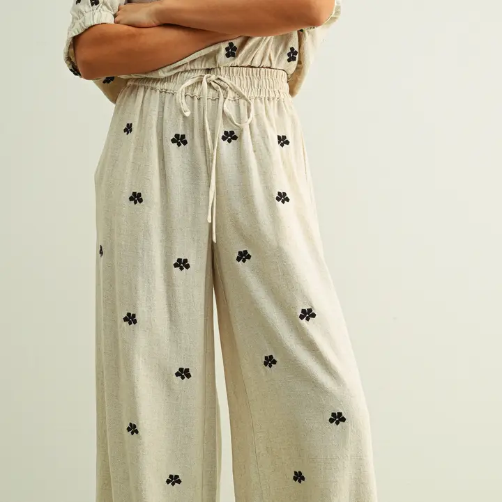 Embroidery Detail Linen Pants — Oatmeal