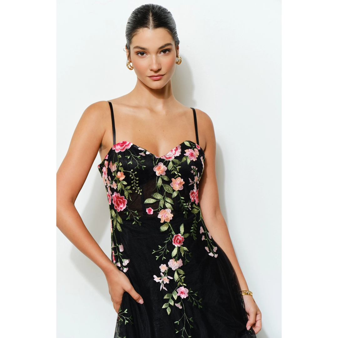 Floral Embroidered Sweetheart Tulle Midi Dress