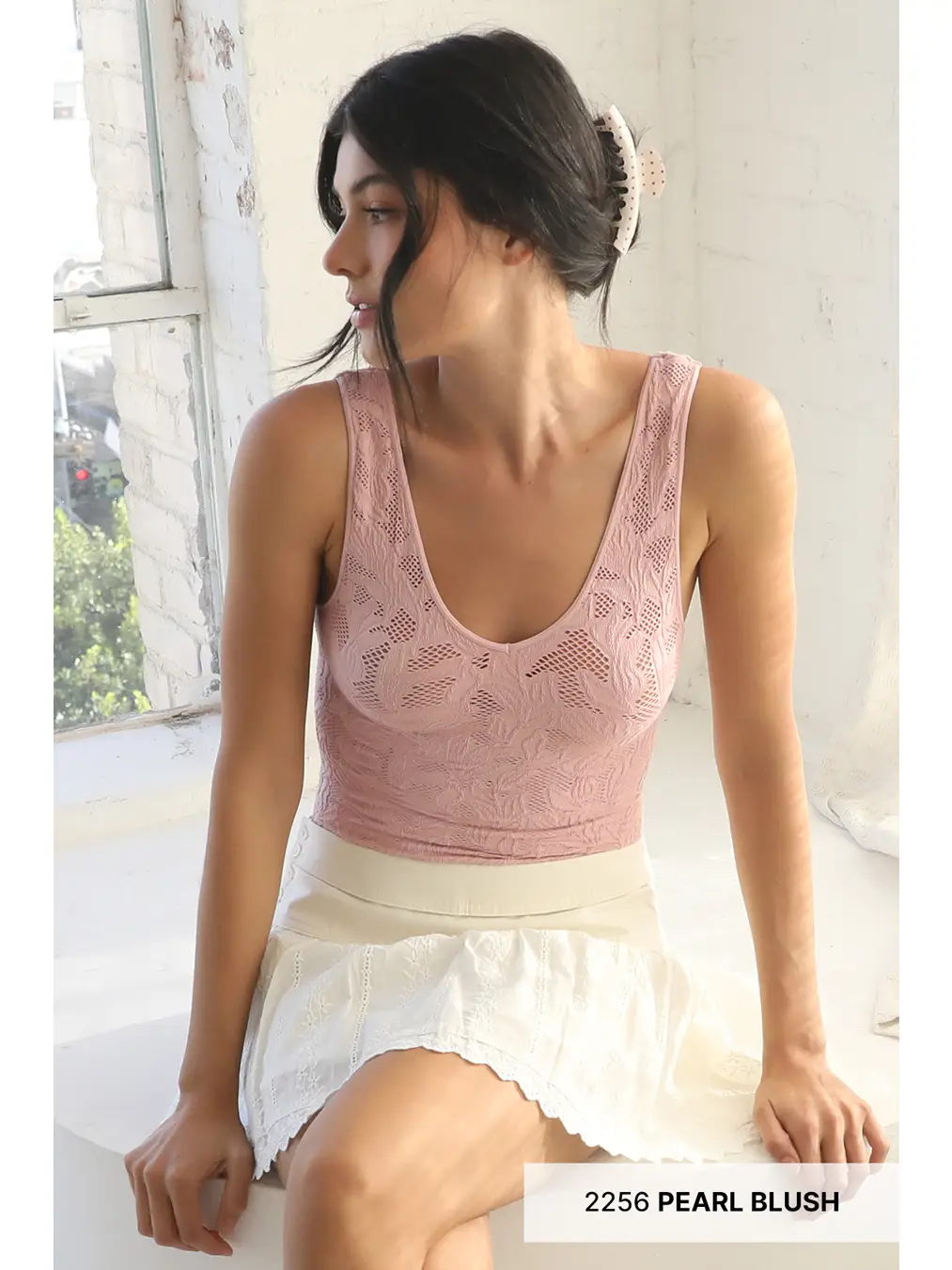 Textured Lace Sleeveless Bodysuit