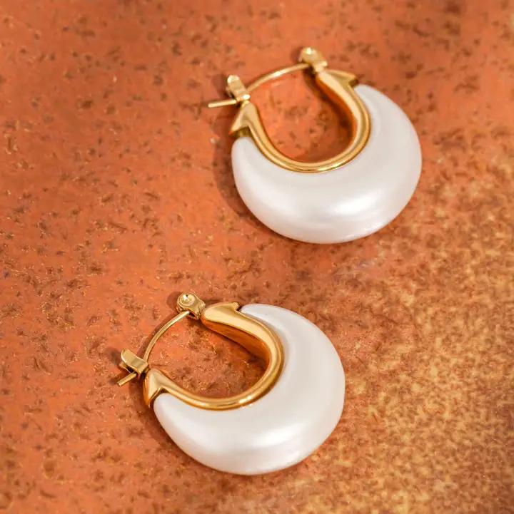 Roselle 18K Gold Non Tarnish Teardrop Hoop Earrings