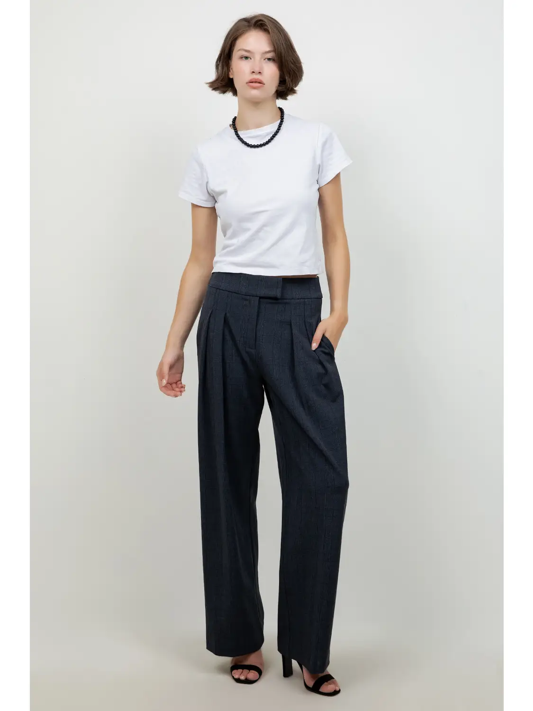 Straight Leg Pleated Plaid Print Trousers