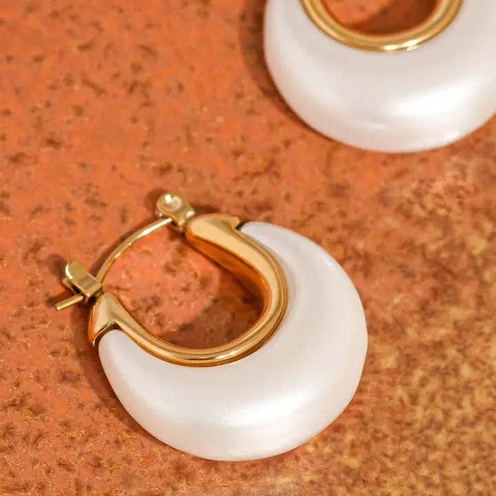 Roselle 18K Gold Non Tarnish Teardrop Hoop Earrings