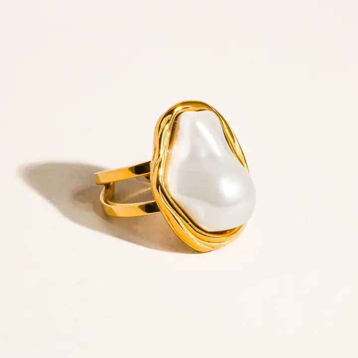 Cameron 18K Gold Non Tarnish Classic Pearl Round Ring