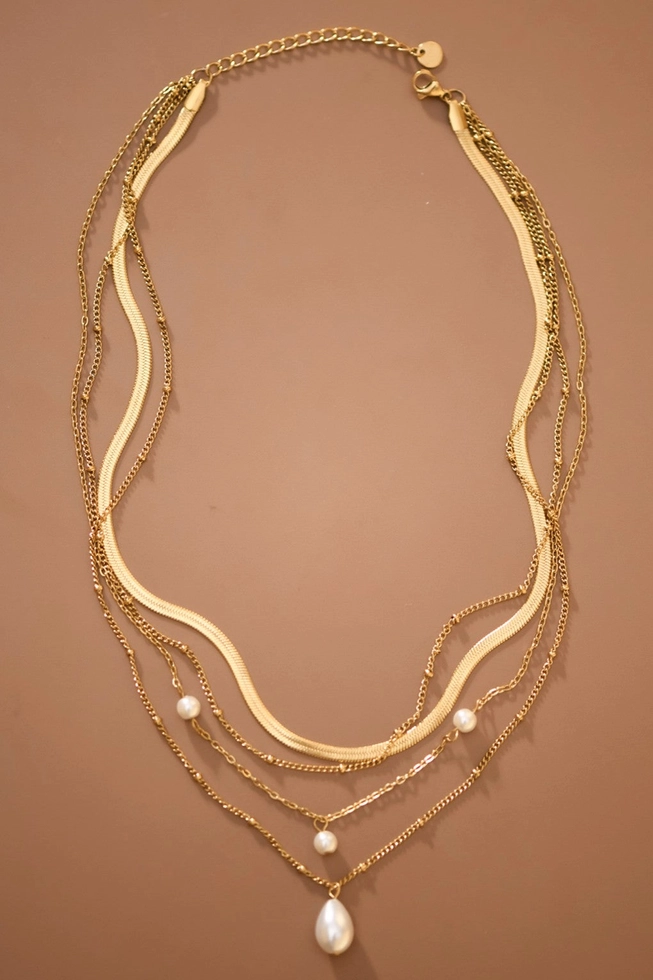 Layered Chunky Chain Necklace with Pearls