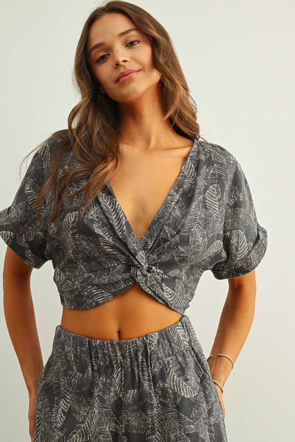 Leaf Print Faded Effect Twist Front Top
